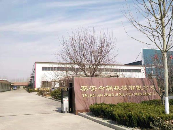 輪式行走機(jī)構(gòu)和足式行走機(jī)構(gòu)的特點(diǎn)和各自適用的場(chǎng)合。